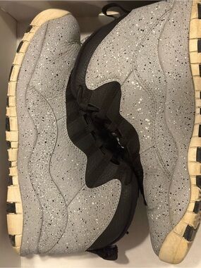 Air Jordan 10 Retro in Light Smoke